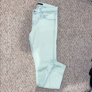 J BRAND Skinny Jeans